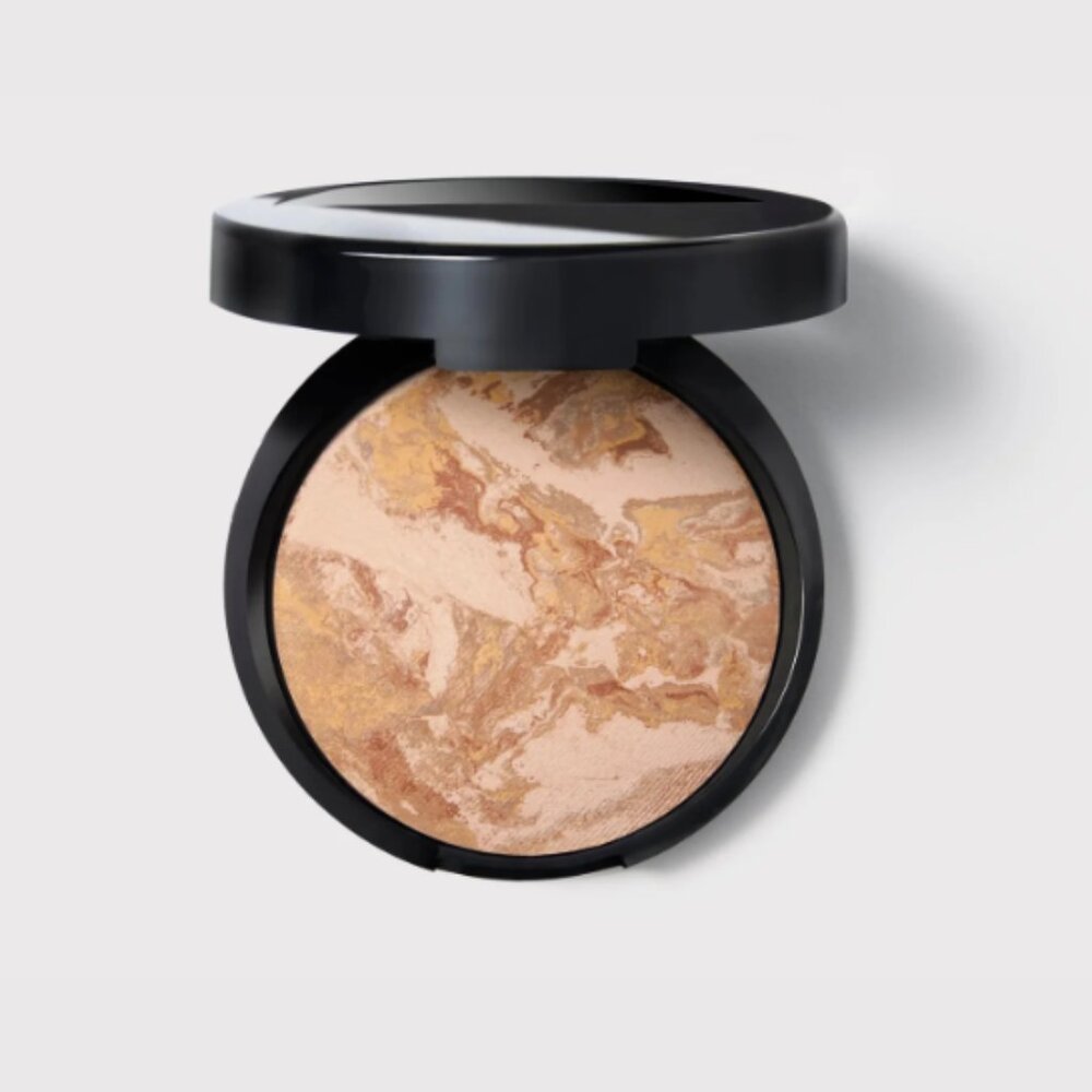 LAURA GELLER Baked Balance-n-Brighten Color Correcting Foundation, Medium